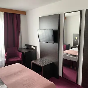 Hotel Montree Munich